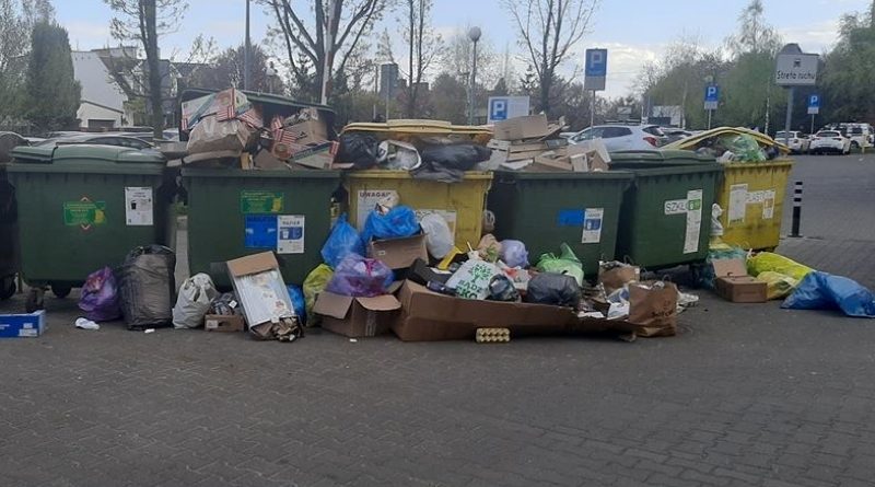 bałagan śmieci Działyńskiego alarm