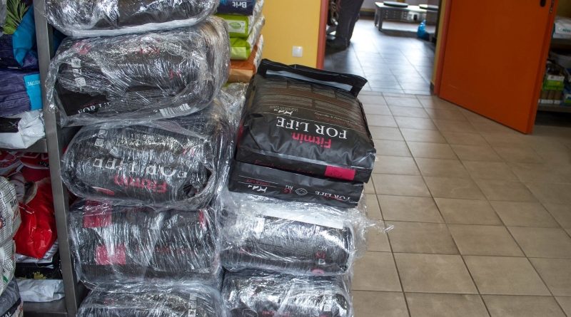 swarzędzcy radni pomogli schronisku