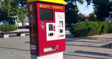 Bilety na autobus można kupić w biletomacie