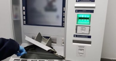 Włamywał się do bankomatów i do toalet