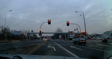 Bez prawa jazdy i na czerwonym