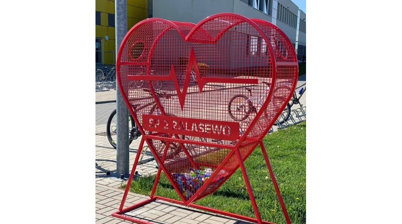 Serce Zalasewa przy Szkole Podstawowej