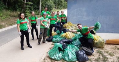 252 kg śmieci ekipa z Leroy