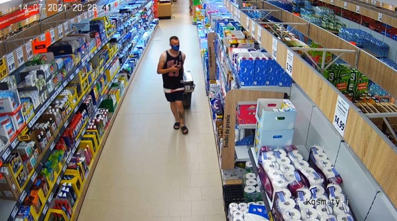 Przywłaszczenie telefonu w markecie w Swarzędzu