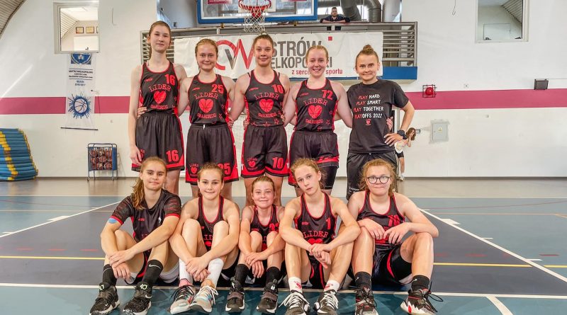 Ostatnie mecze koszykarskiego sezonu