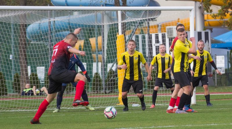 Lider Swarzędz mocny u siebie