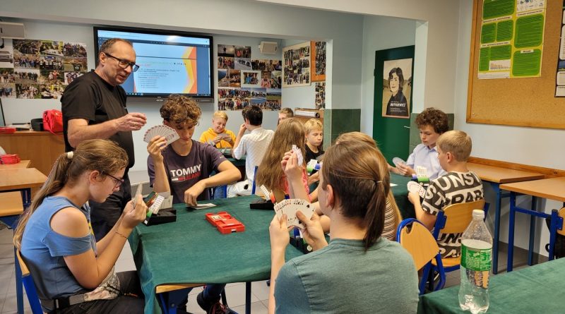 Na Czwartaków powstaje klub brydżowy