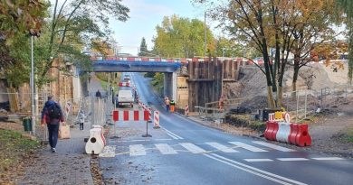 Nocą ruch wahadłowy na DK92