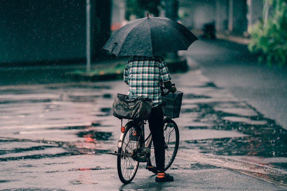Jazda rowerem w deszczu