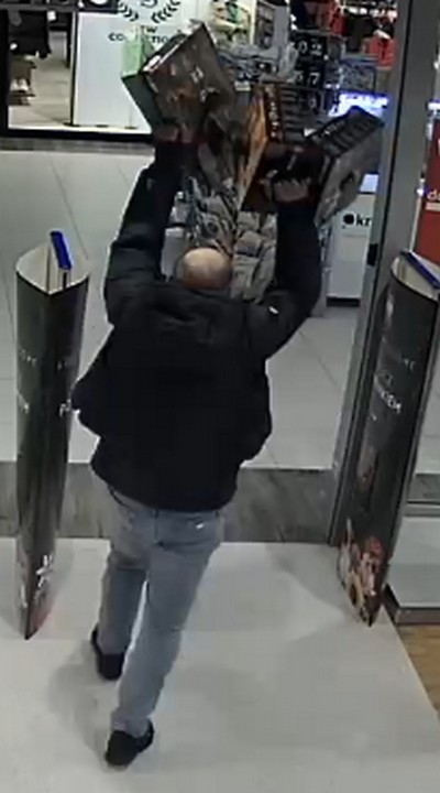 Kradzież klocków za 1300 zł