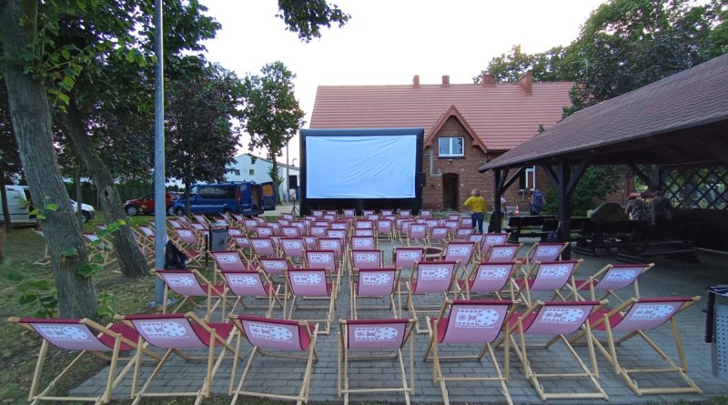 Paczkowo zaprasza na Kino Letnie