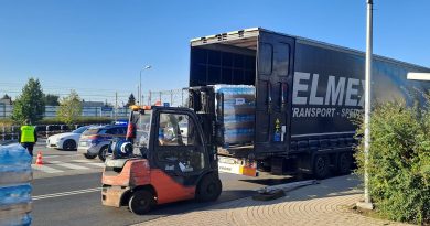 Transport z pomocą ze Swarzędza dla powodzian