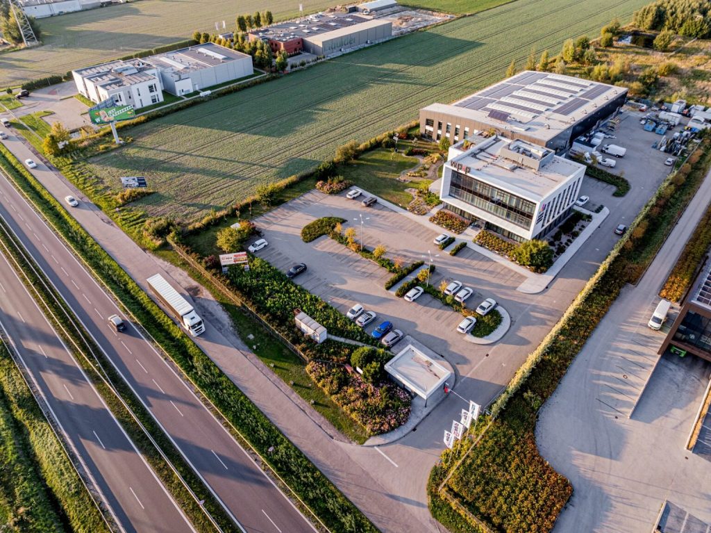 Smart Building Center w Jasinie