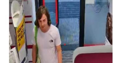 Kradzież w swarzędzkiej drogerii