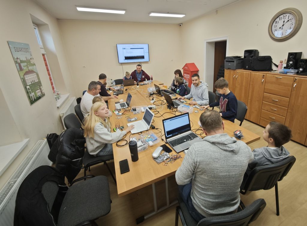 Programowanie z AI i elektronika