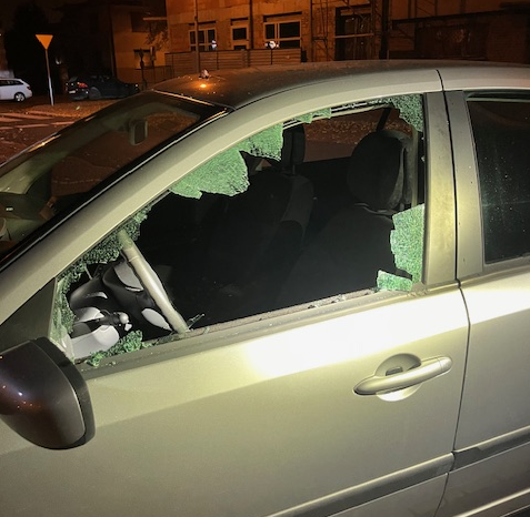 Niszczył samochody na placu Niezłomnych