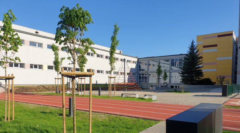 Zakończono budowę placu zabaw przy Szkole Podstawowej nr 3 w Swarzędzu