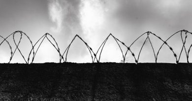 Dziecięce Auschwitz: głos ocalonego – spotkanie z Jerzym Jeżewiczem w Paczkowie