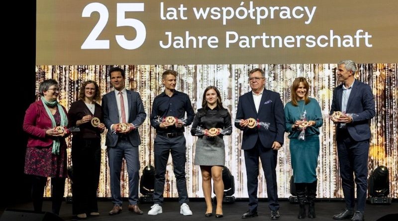 Powiat poznański i Region Hanower podsumowały 25 lat współpracy