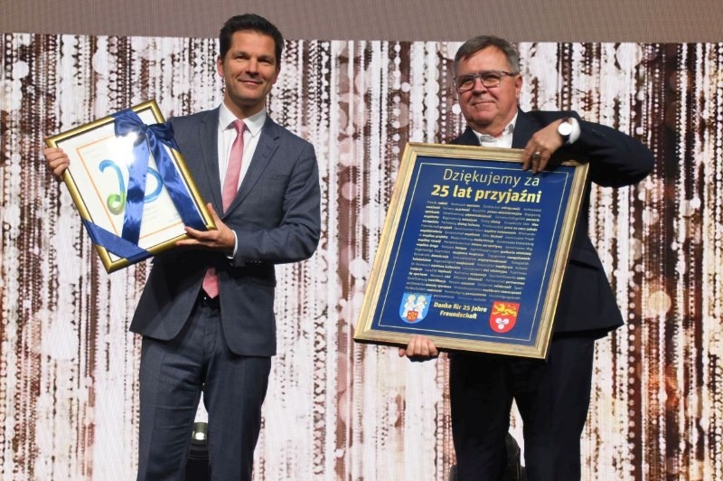 Powiat poznański i Region Hanower podsumowały 25 lat współpracy