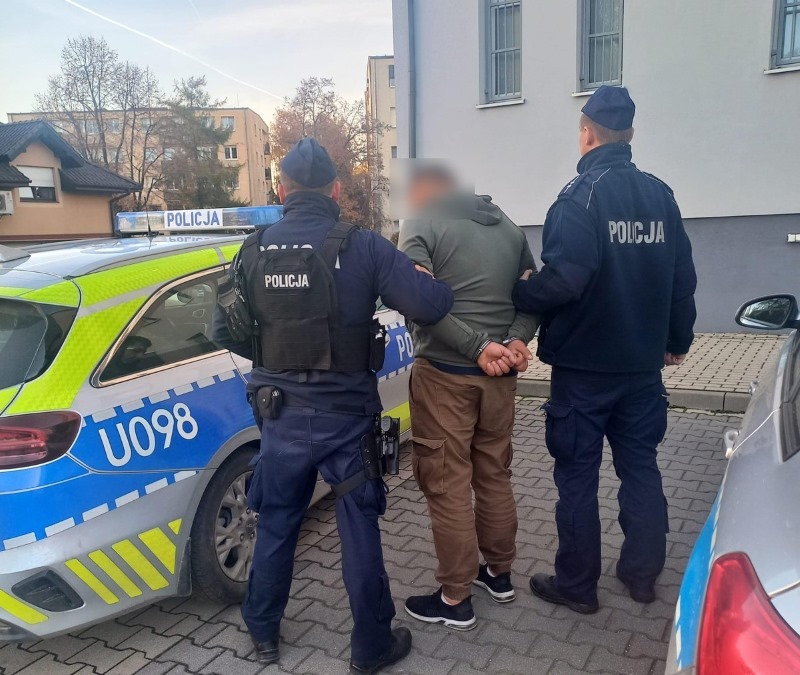 Kara więzienia za złamanie zakazu prowadzenia pojazdów