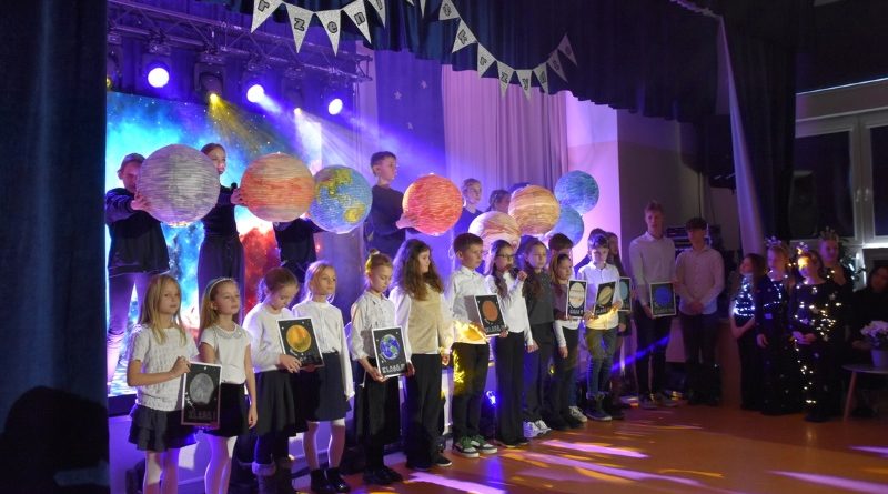 Jubileusz 20-lecia Szkoły Podstawowej nr 1 i Gimnazjum im. Mikołaja Kopernika w Zalasewie