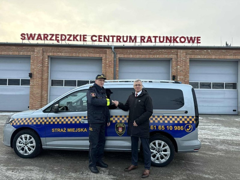 Nowy radiowóz trafił do Straży Miejskiej w Swarzędzu
