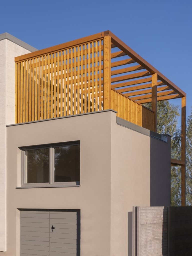 Dom Szczotkowany w Swarzędzu – nowe życie domu z lat 80.