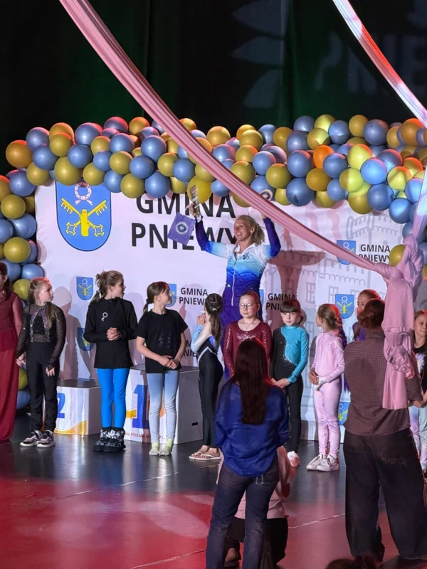 Studentki ATW wracają z Pniew uskrzydlone