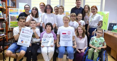Cykl wystaw i wernisaży prac Fundacji Błękitne Motyle